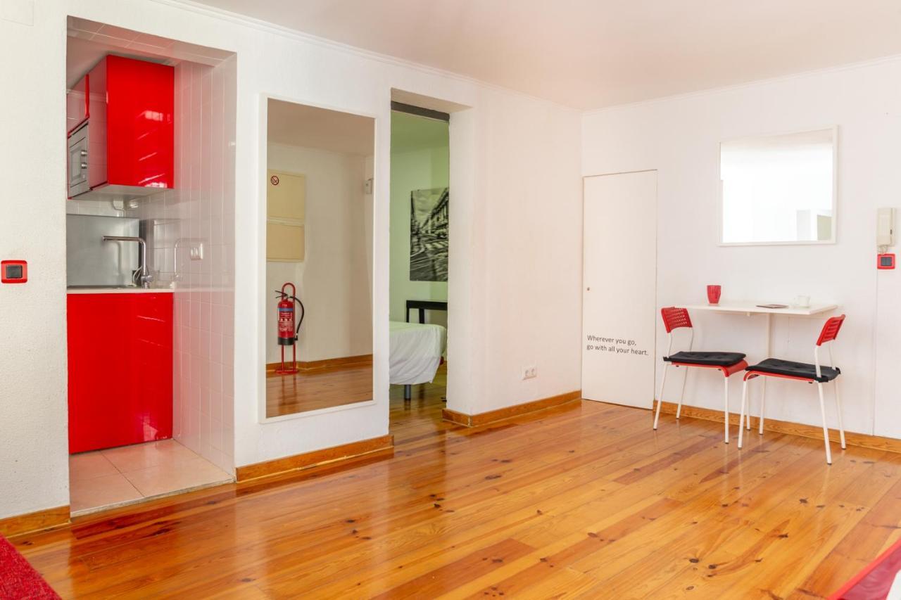 Studio In The Heart Of Alfama! Super Central! ลิสบอน ภายนอก รูปภาพ
