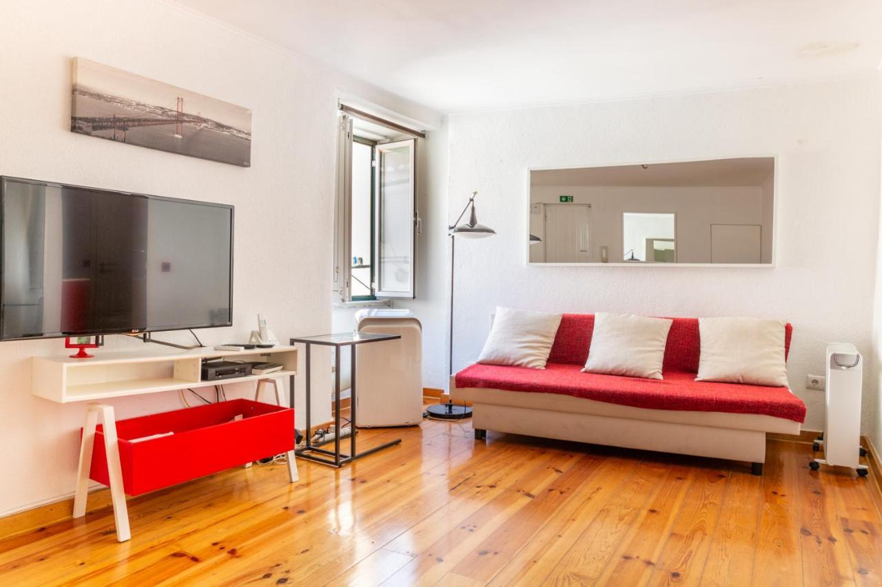 Studio In The Heart Of Alfama! Super Central! ลิสบอน ภายนอก รูปภาพ